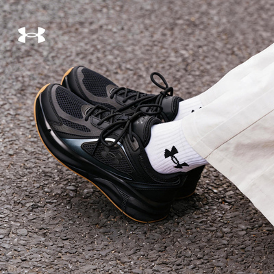 安德玛网眼透气情侣运动鞋