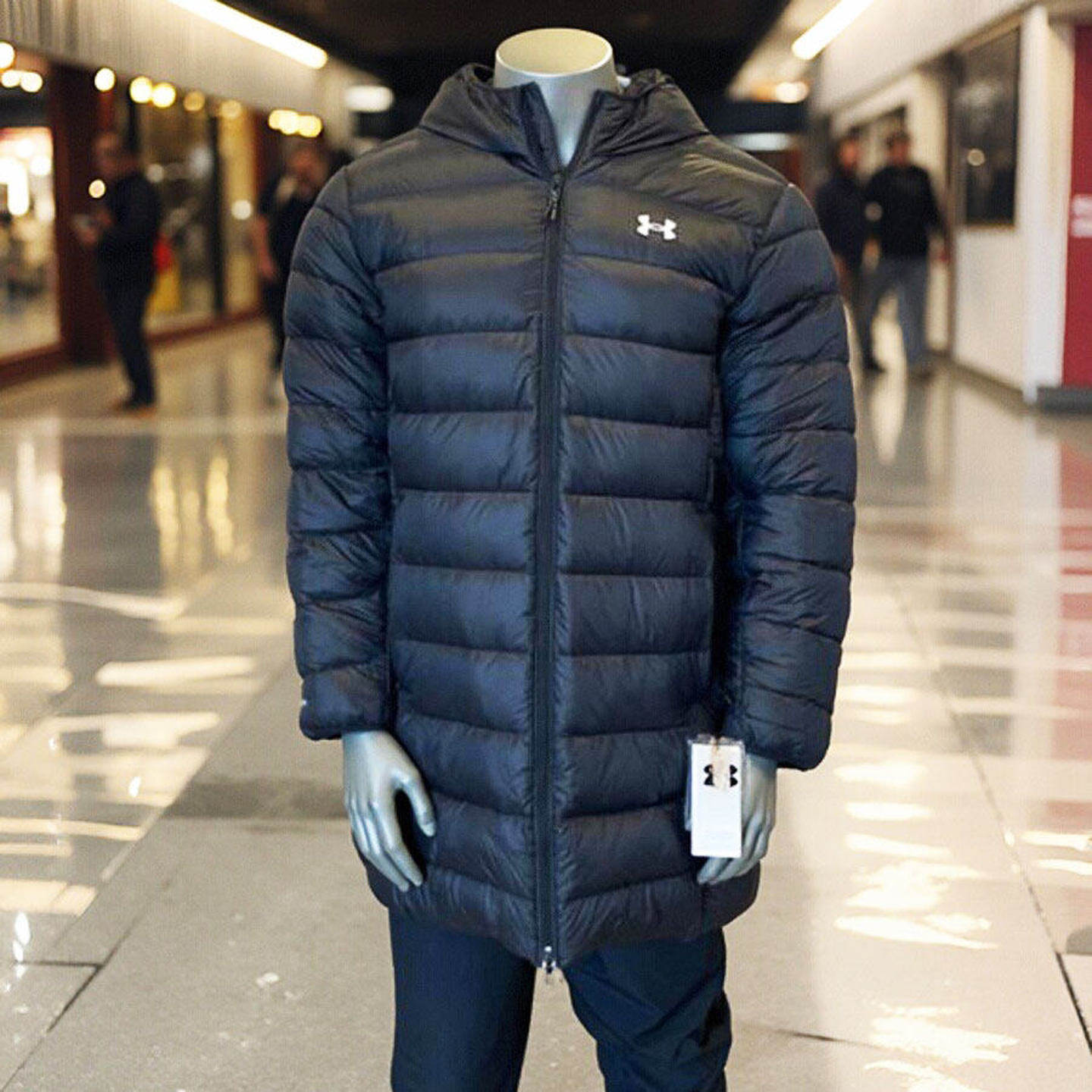 安德玛UA秋冬新款Legend男子轻质训练运动中长款羽绒服1385839