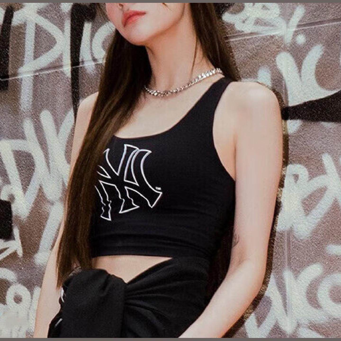 MLB女款黑色背心NY复古大标运动服时尚百搭吊带无袖T恤3FTKB0433