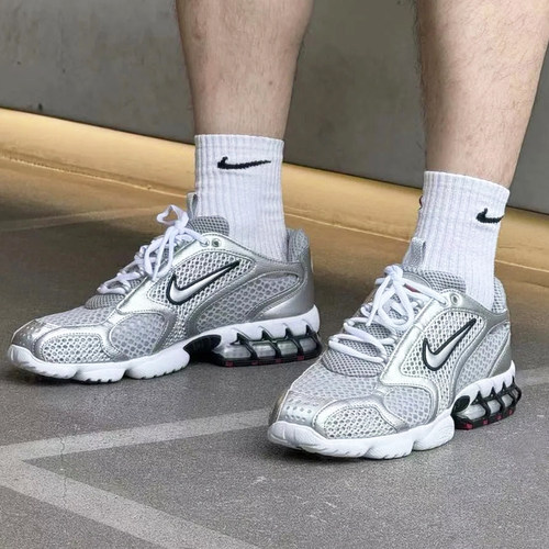 Nike耐克男子轻便缓震运动鞋