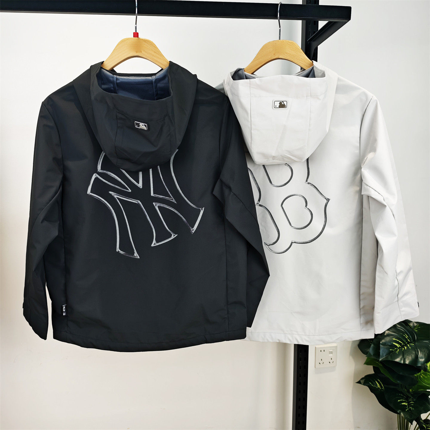 MLB儿童冲锋衣外套NY大标男女童装防泼水男女运动夹克7AWJB0654