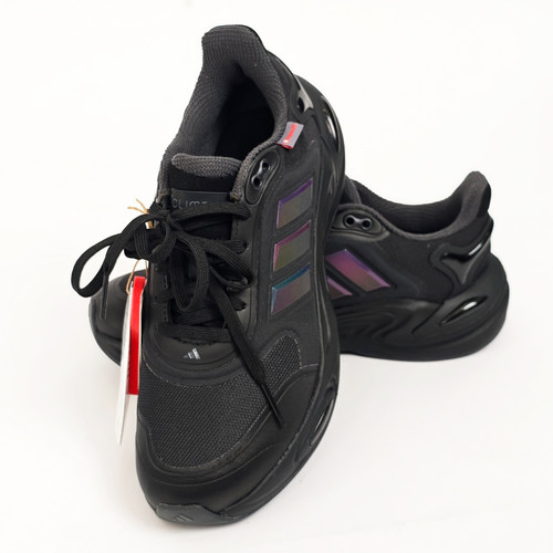 阿迪达斯男女同款加绒保暖运动鞋