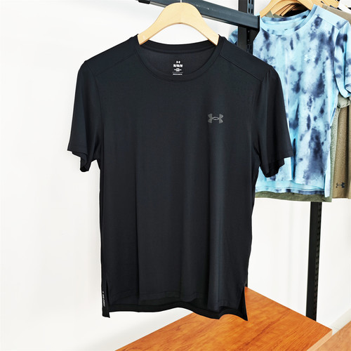 安德玛UA短袖男款运动T恤