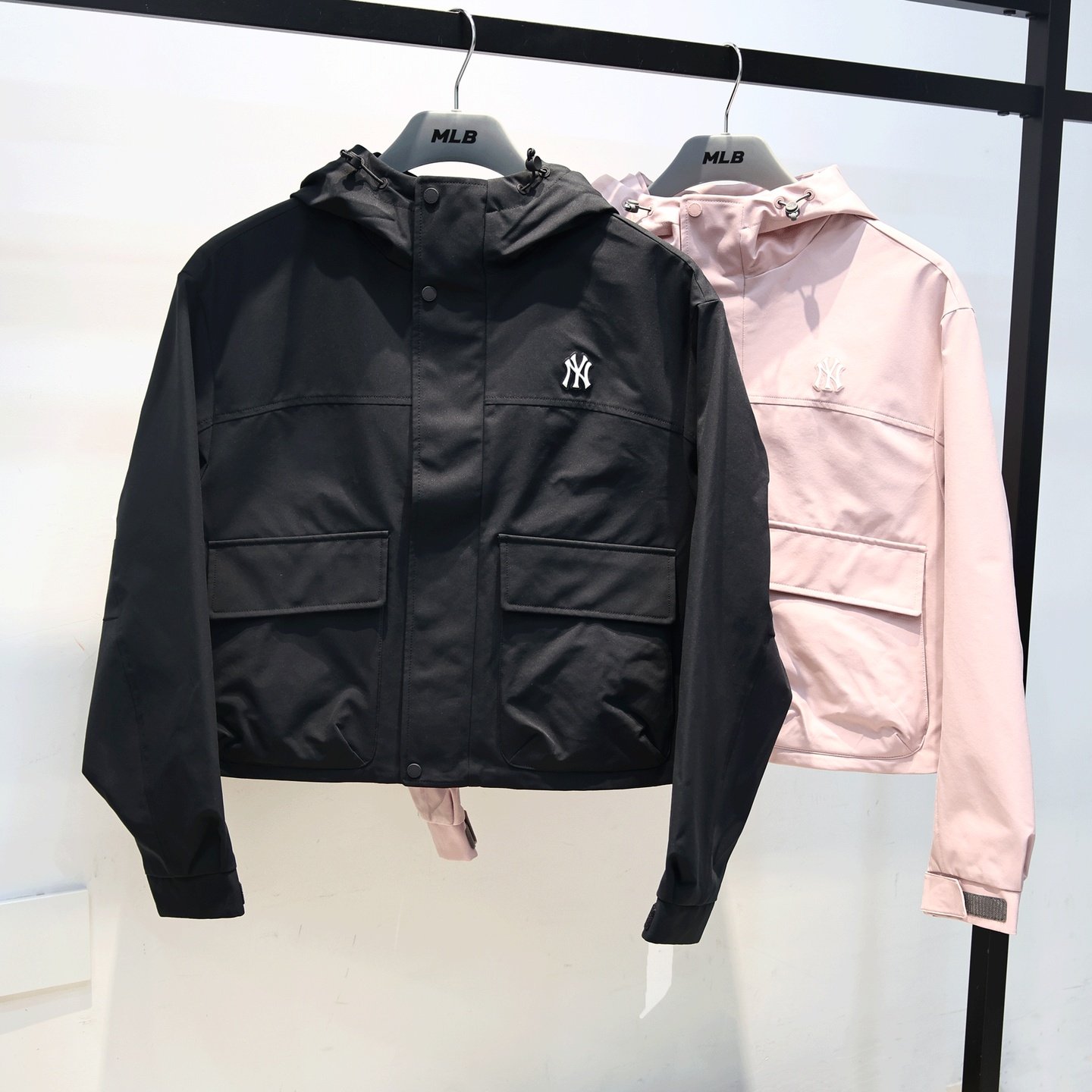 MLB冲锋衣26新款女子NY短款工装防泼水休闲运动夹克外套3FWJB0161,运动服/休闲服装,运动茄克/外套,淘宝优惠券,粉丝福利购,淘宝优惠卷