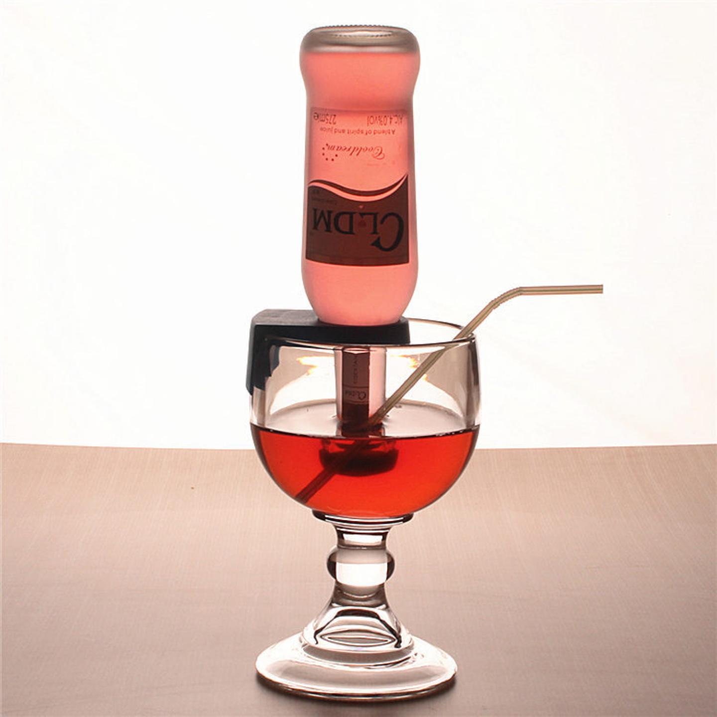 玻璃卡扣杯创意高脚鸡尾酒杯