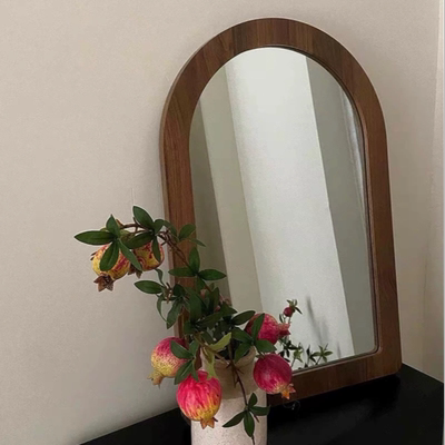 复古卧室化妆镜北欧现代少女卫生间餐厅梳妆镜实木挂镜法式简约镜