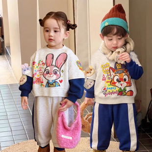 2025秋冬新款疯狂动物城2男女童加绒纯棉卫衣套装涂鸦拼色风潮流