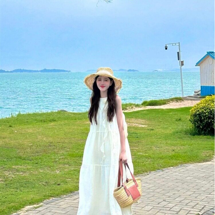 度假风A字裙纯色宽松显瘦遮肉