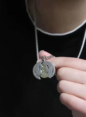 嘻哈吊坠百搭卫衣毛衣链项链长款配饰品可开合鬼脸笑脸吊坠