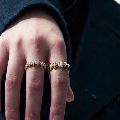 日系TopWhit朋克风 泪滴锆石 戒指 钛钢电镀18k金