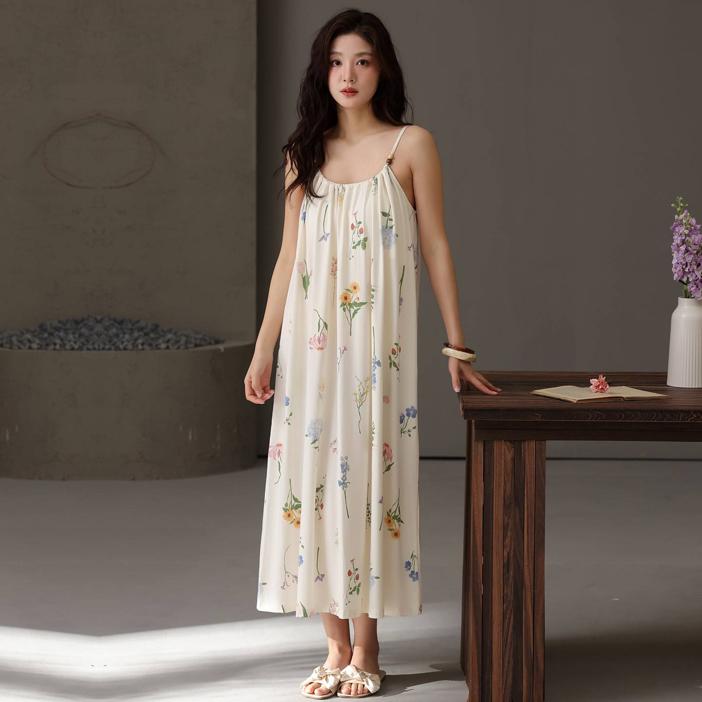 官方正品带胸垫莫代尔棉性感吊带睡裙女夏季碎花连衣裙防凸点可外