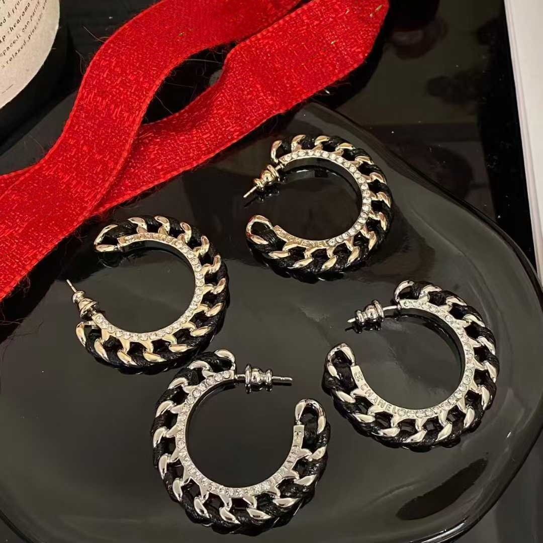 网红博主同款皮革穿链条纹C型耳环女镀金银色夸张时尚耳饰