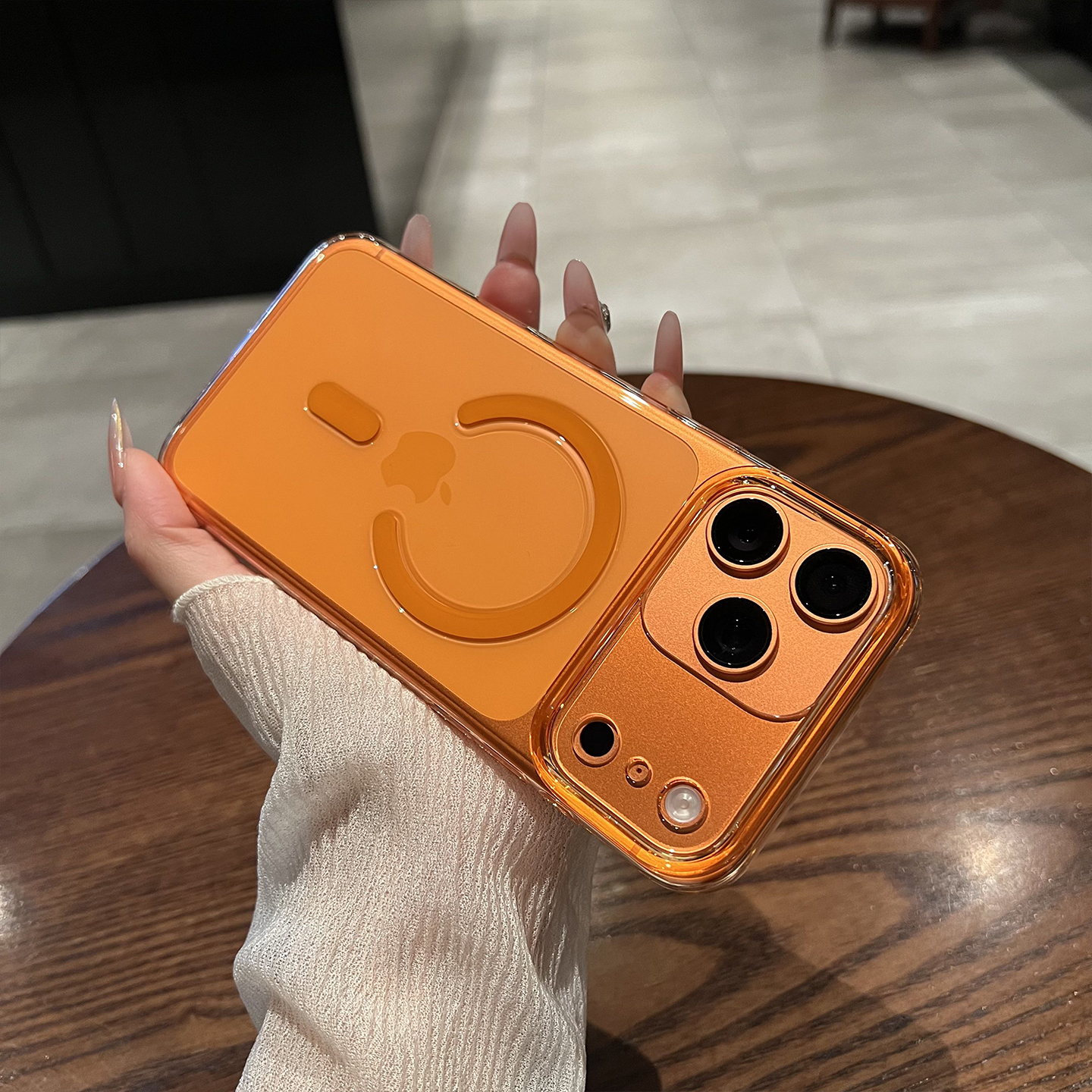 透明磁吸防摔适用于苹果手机壳