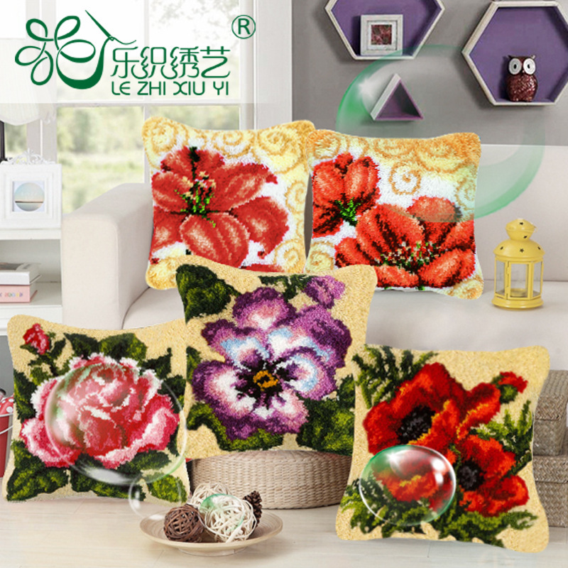新品地毯绣毛线绣段段绣抱枕车枕靠枕腰枕手钩卡通diy材料