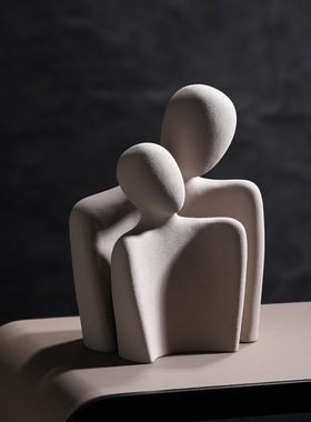 抽象艺术人物拥抱陶瓷摆件创意客厅电视柜玄关办公室桌面软装饰品