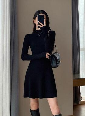 黑色针织连衣裙女秋冬新款大码微胖mm遮胯显瘦气质内搭打底毛衣裙