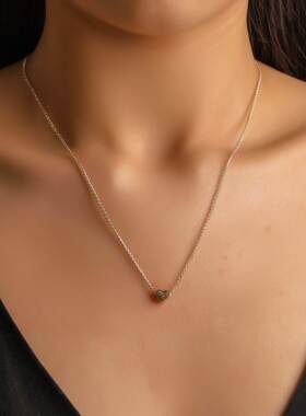 Simple choker Heart Pendant Necklace Girl Clavicle Chain颈链
