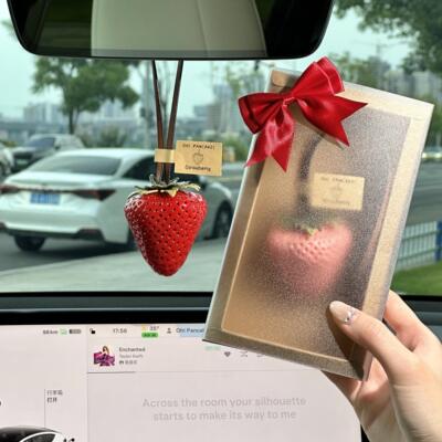 【莓有烦恼】草莓挂件车内装饰挂件树脂挂饰仿真水果可爱好运挂件