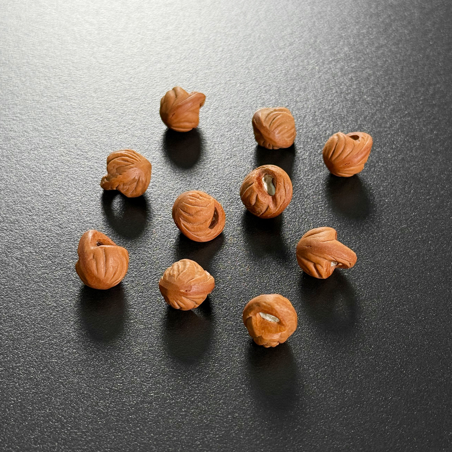天然桃核雕件龙纹篮子散珠工艺品手工diy挂件手链饰品文玩配饰