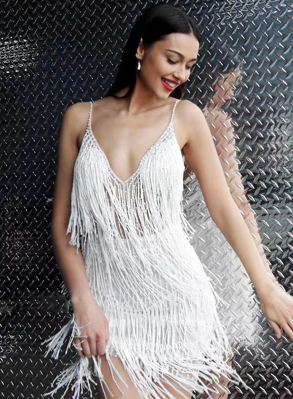 Sexy v-neck party dress 女2022性感v领无袖吊带中长流苏连衣裙