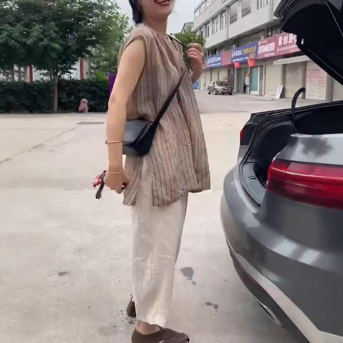 25088大爱美依缘夏季新款无袖宽松竖条纹上衣简约哈伦裤女潮