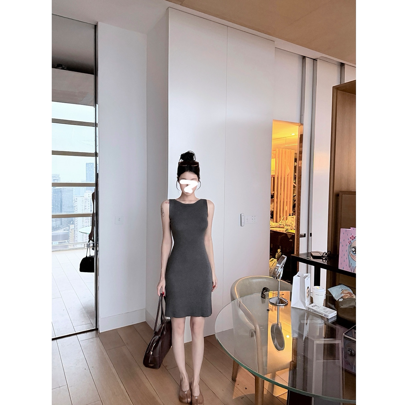 气质修身针织连衣裙女早秋新款打底裙子轻熟感收腰无袖背心包臀裙