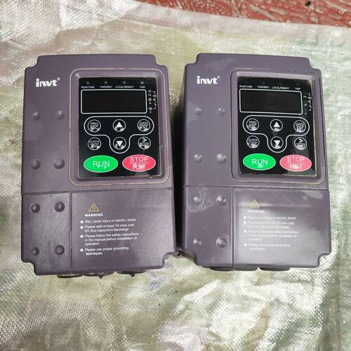 英威腾INVT变频器   CHE100-2R2G-S2两台