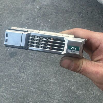 / EqualLogic PS6100 3.