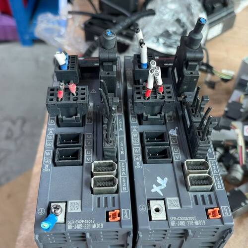 MR-J4W2-22B-MK019伺服驱动器