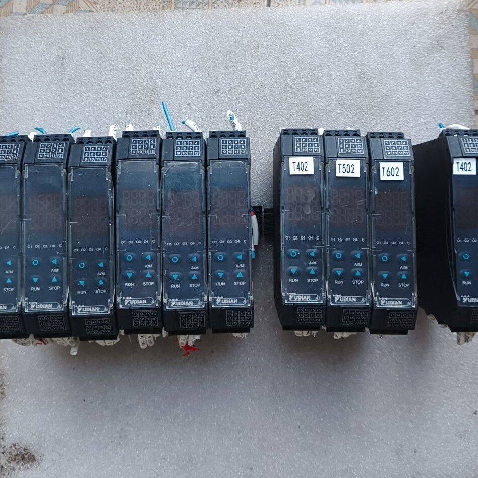 AI-706MD7 J1厦门宇电YUDIAN温控器拆机件