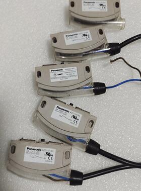 磁性开关AZC11013H 5A 250V AC 拆