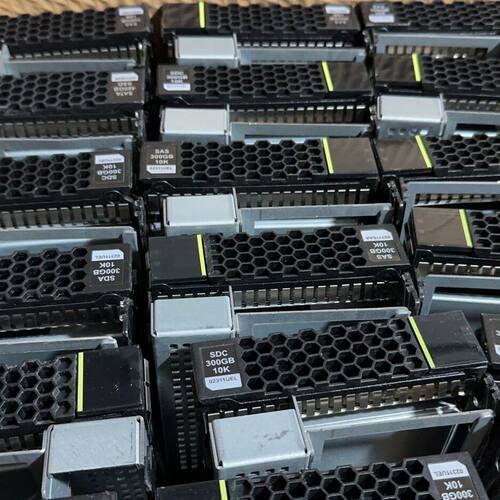 服务器2288HV3 V5硬盘托架 2.5寸 3.5寸