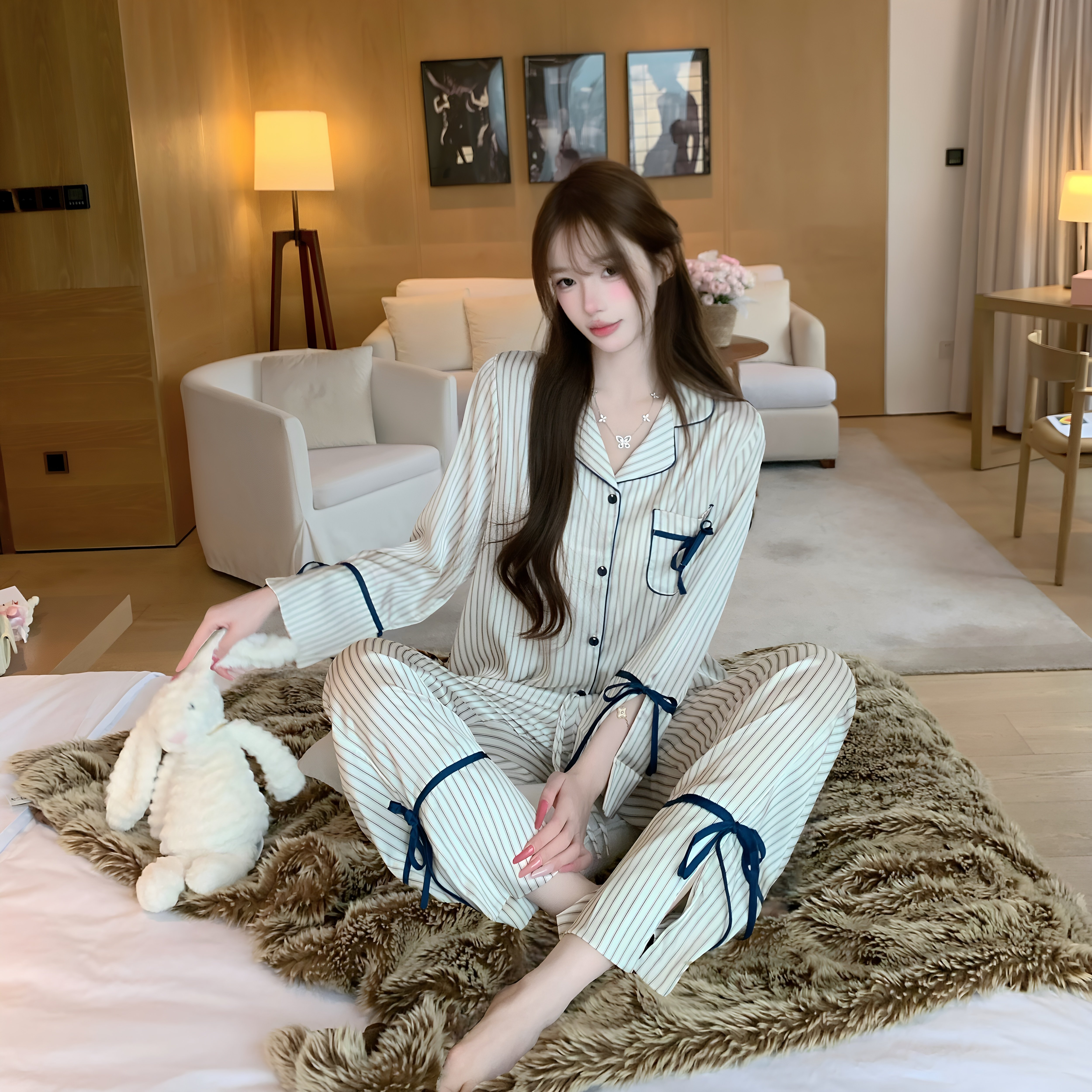 真丝蝴蝶结轻奢女款睡衣套装礼盒