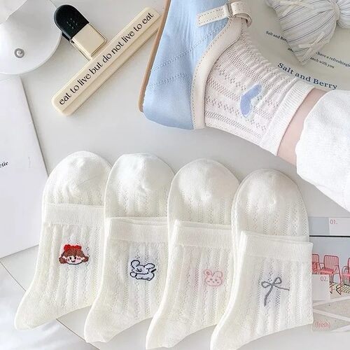 夏季超薄透气吸汗日系女中筒袜