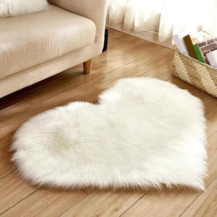 30x40cm Small Size Heart Shaped Fluffy Rug Shaggy Faux Wool