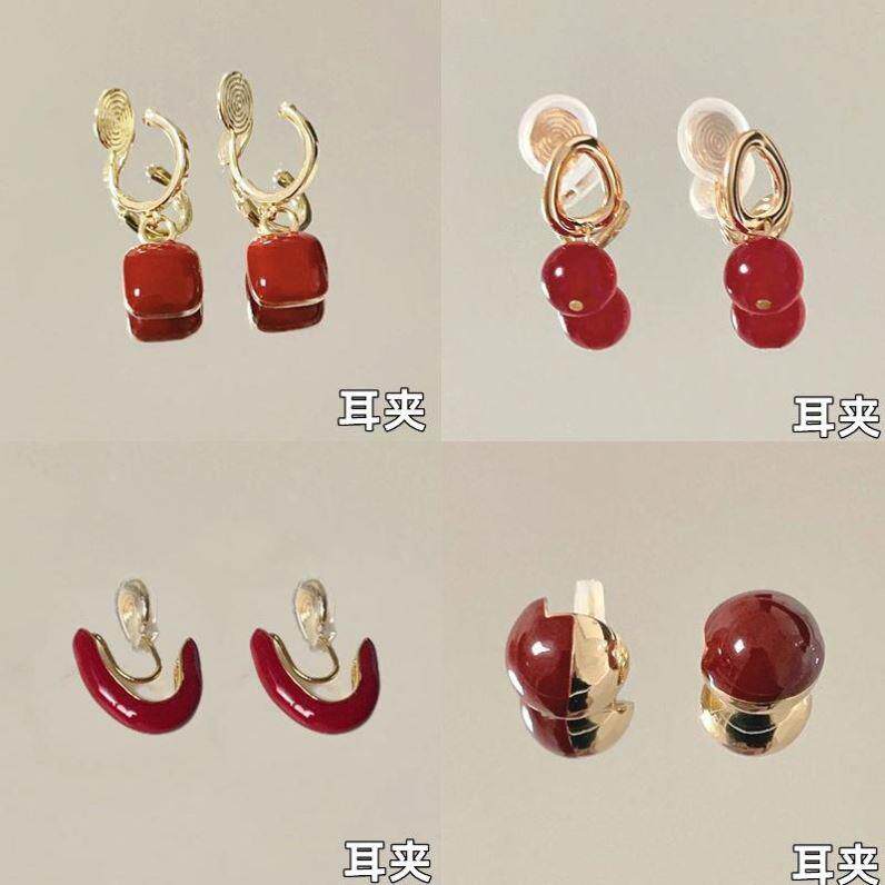 Art student ear clip red ear clip set of four retro Hong Kon