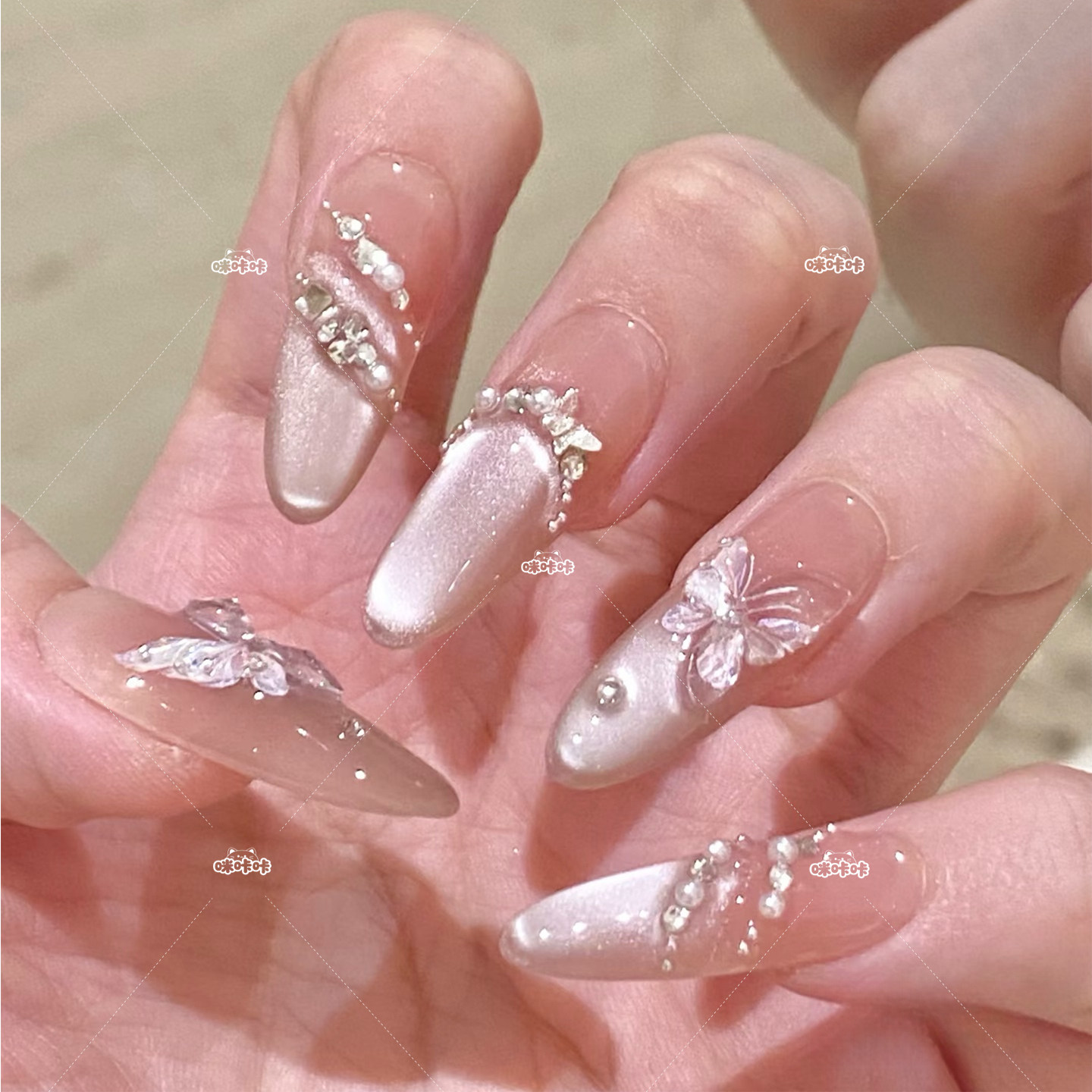 温润如玉冰晶蝴蝶钻气质显白仙女猫眼美甲成品手工定制穿戴甲拆卸