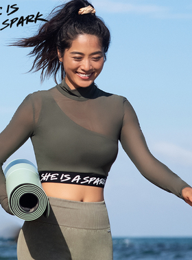 她是火花SIAS 安全感网纱运动长袖 带胸垫斜肩透气瑜伽上衣秋冬女