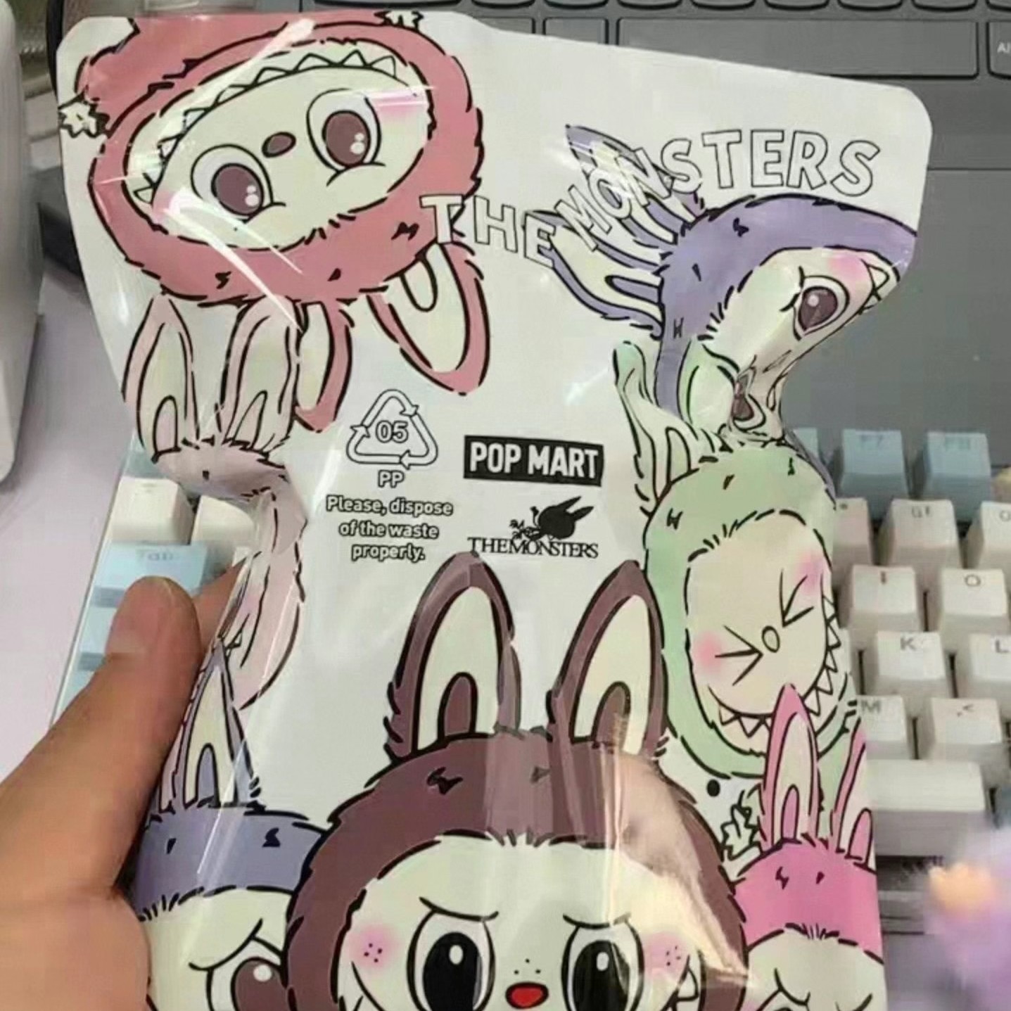 拉布布植绒隐藏盲盒马卡龙系