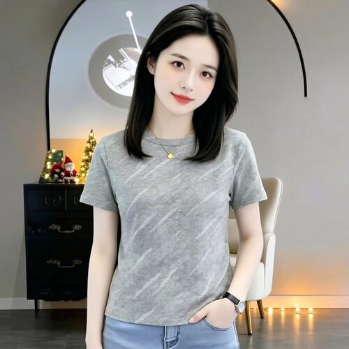 韩系休闲极简暗纹印花短袖T恤女