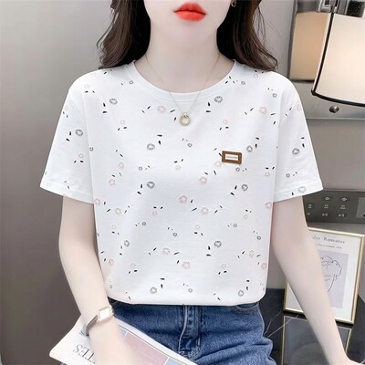 设计感花朵印花纯棉短袖t恤女