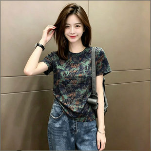 欧货复古迷彩字母印花短袖T恤女夏季新款小众正肩纯棉洋气上衣服