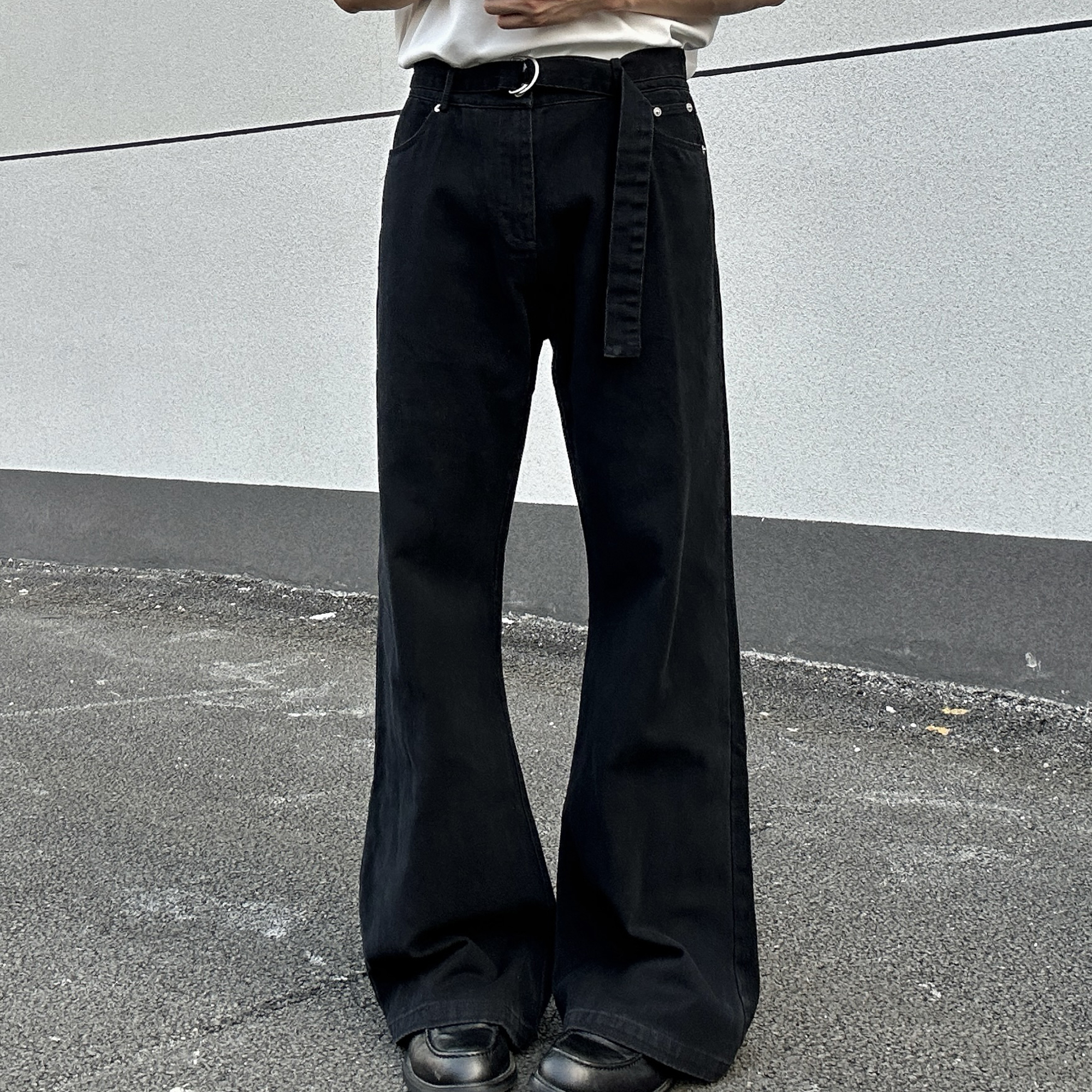 高街cleanfit微喇牛仔裤