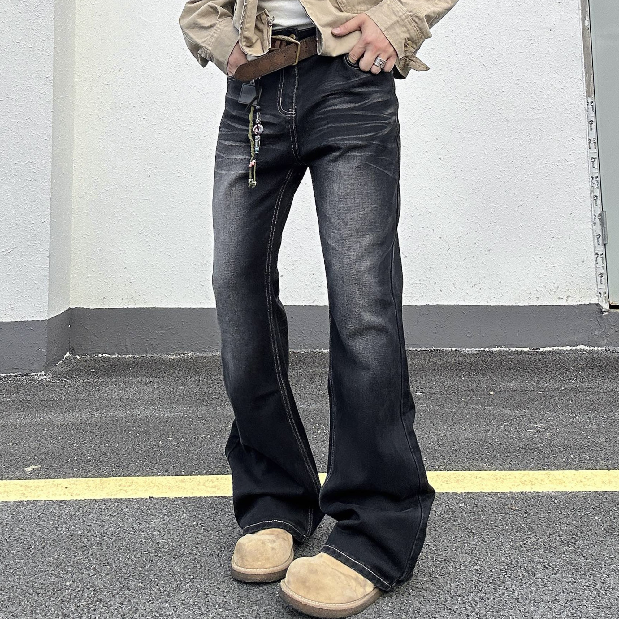 复古水洗做旧微喇牛仔裤