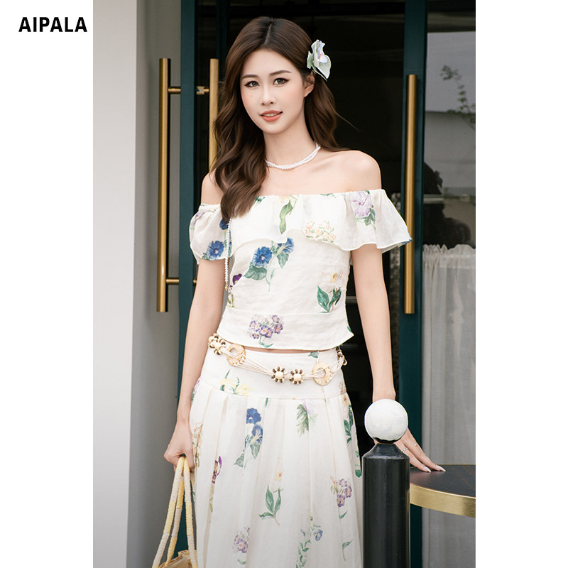 艾帕拉AIPALA【商场同款】2025夏新品法式气质碎花一字肩抹胸上衣