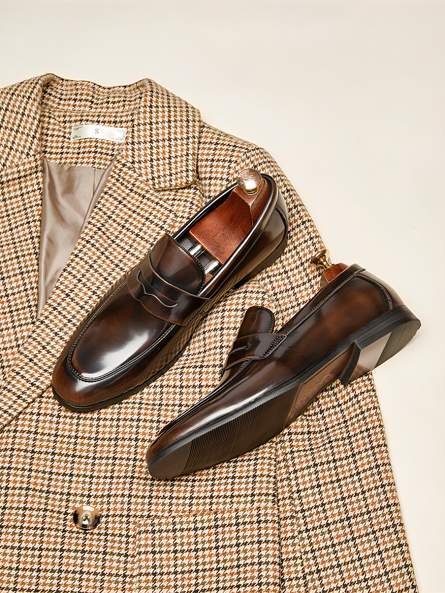 Kişi üçün dəri slip-on ayaqqabı, yuvarlaq burun, biznes stili