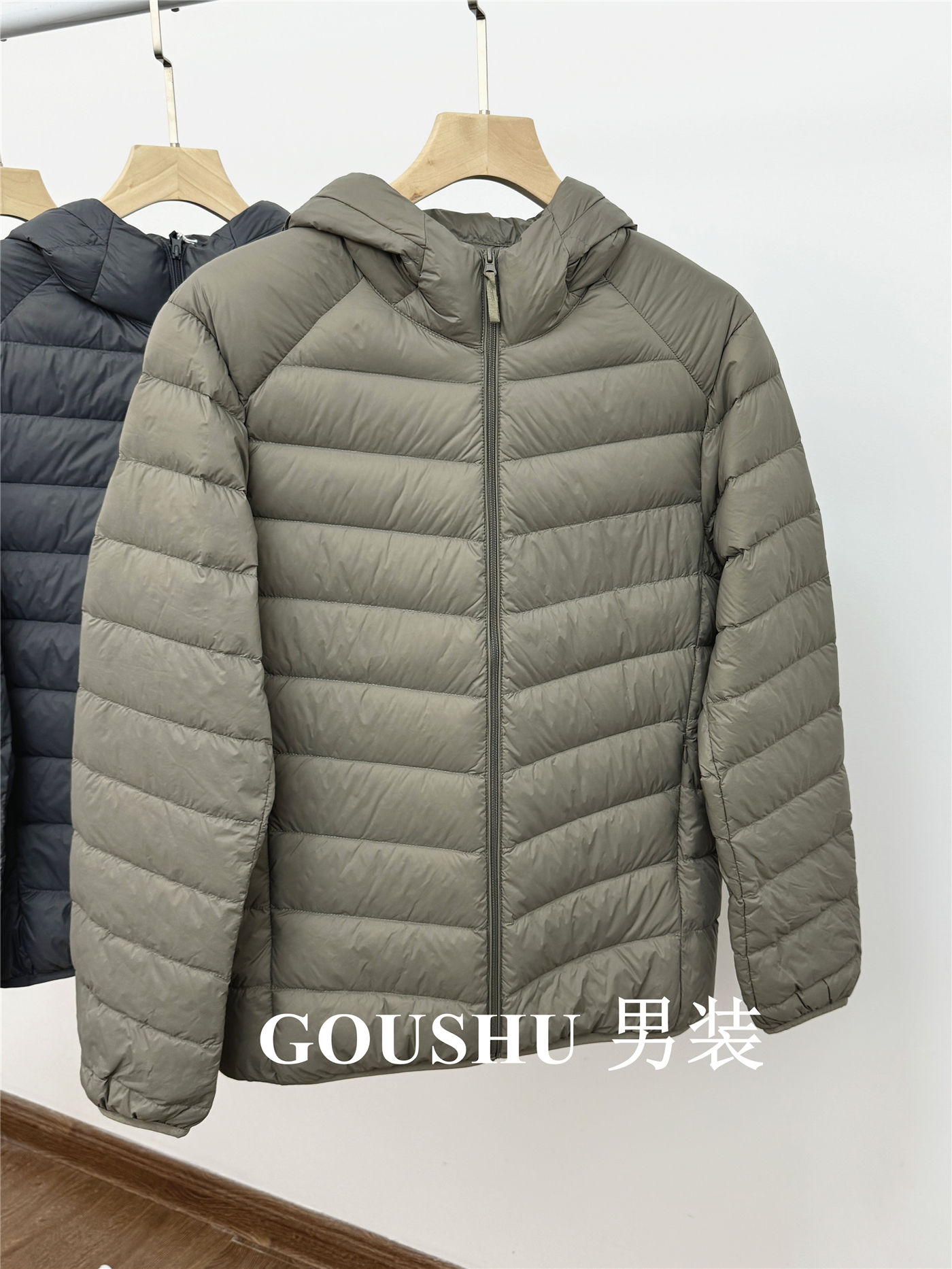 一线专柜鸭绒内胆轻薄短款连帽羽绒服男秋冬新款保暖外套男装夹克