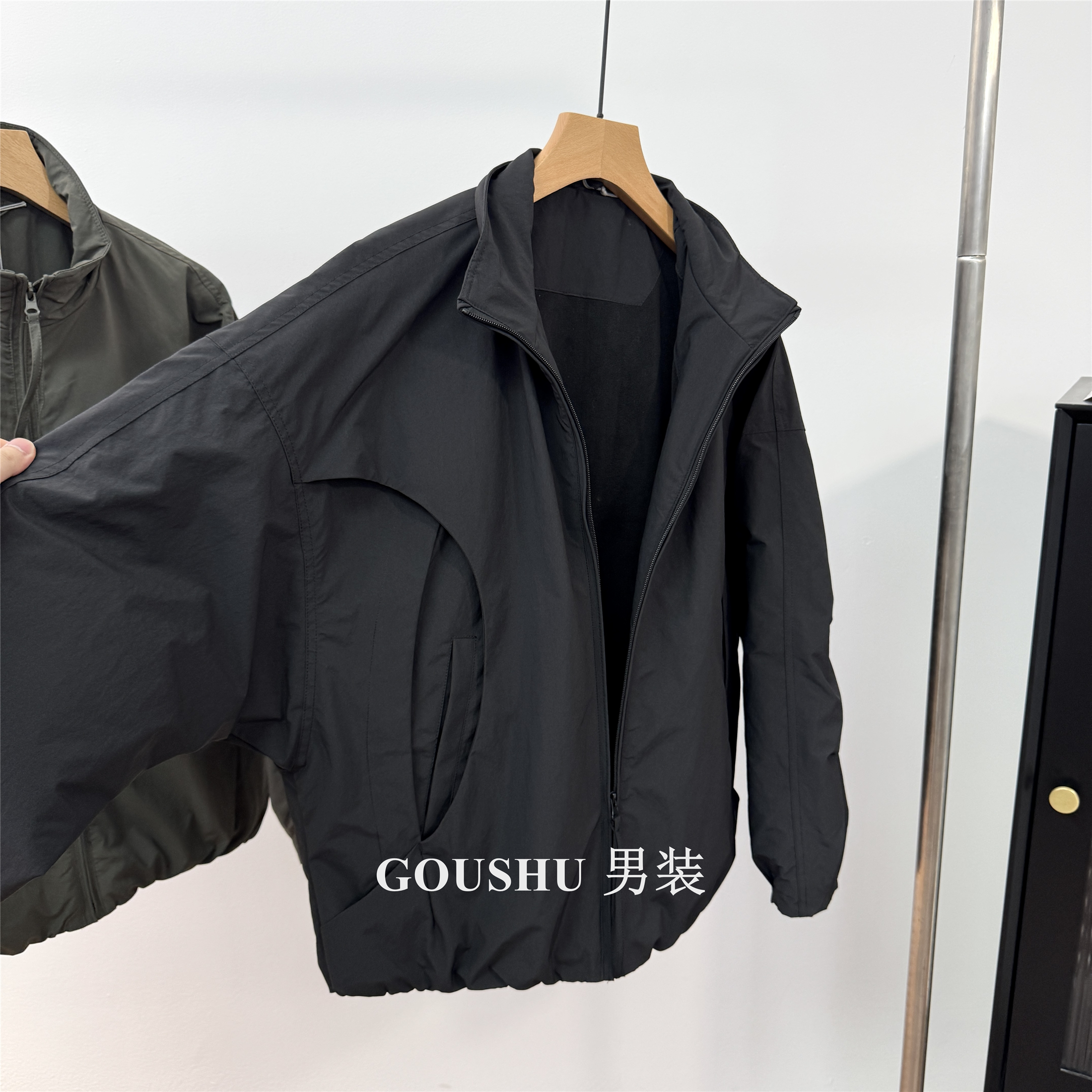 解构设计拼接立领蝙蝠袖夹克