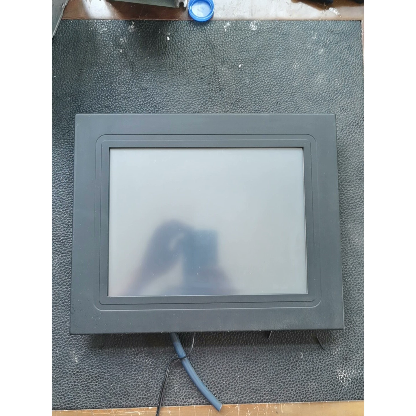 研华IDS-3210ER-23SVA1E工业显示器,10寸平议价产品