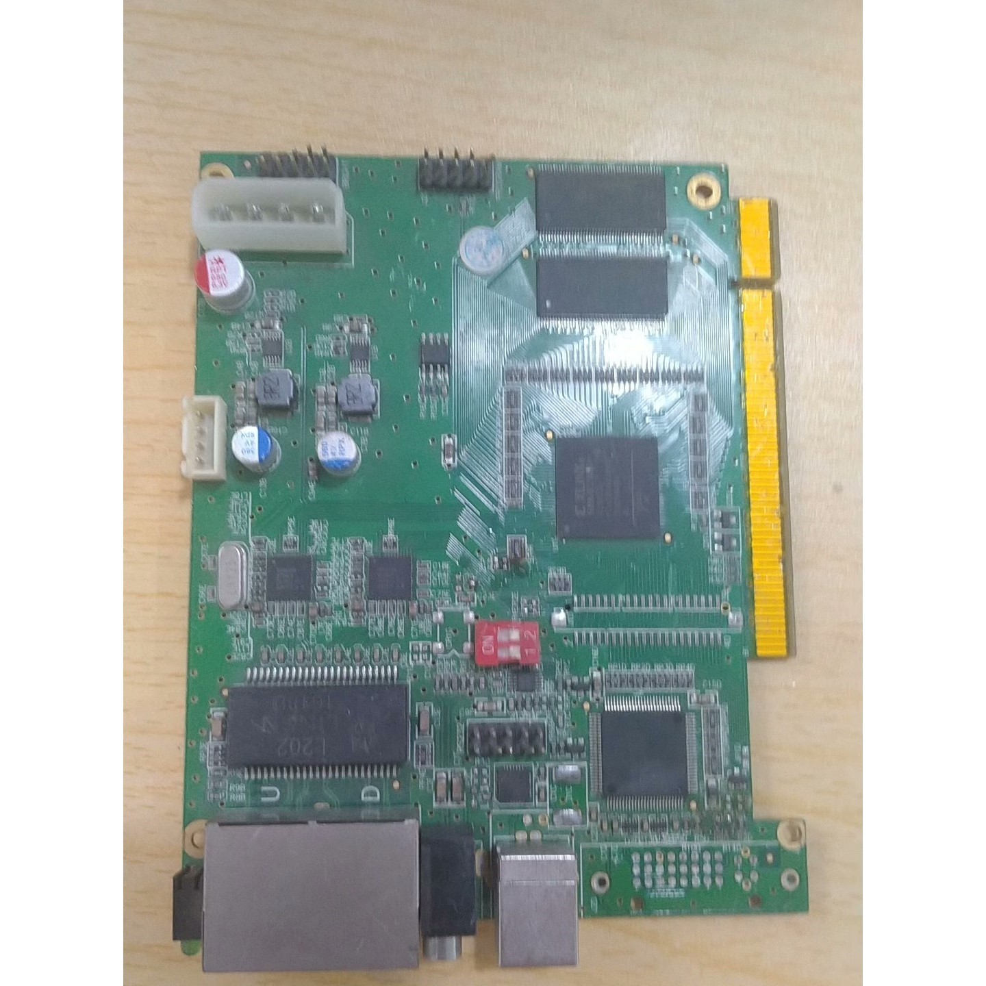 灵星雨TS802D发送卡,全彩LED显示屏专用,带双网口和D议价产品